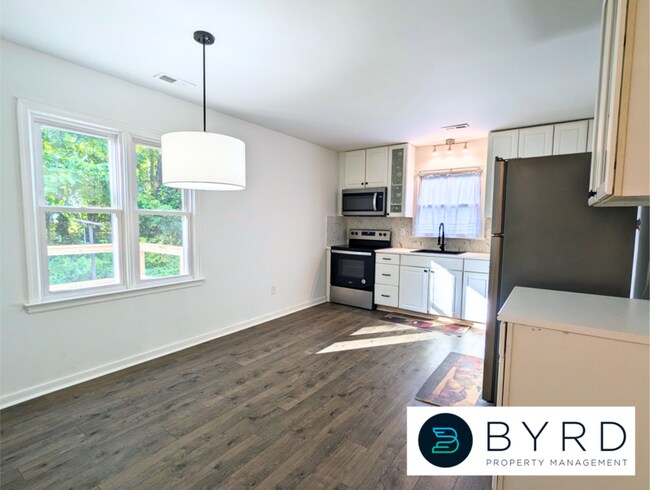 Building Photo - 5006 Glen Tara Dr