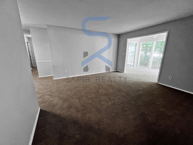 Building Photo - 1105 Natchez Trace