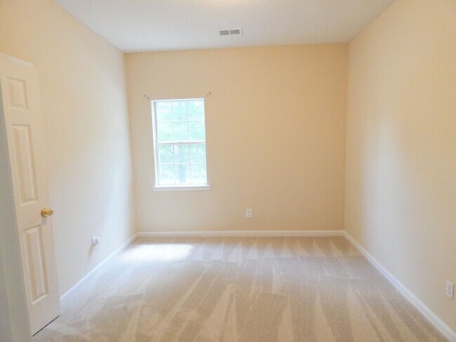 Building Photo - New Listing In Helena, Alabama