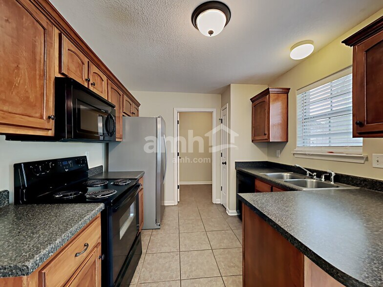 Building Photo - 6652 Clingmans Cv