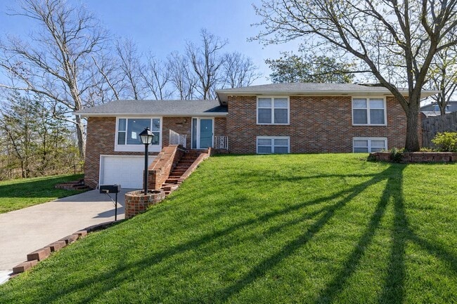 Building Photo - 2500 Bluff Blvd