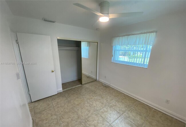Building Photo - 25423 SW 107th Ct