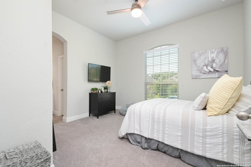 Building Photo - 446 Scenic Lullaby