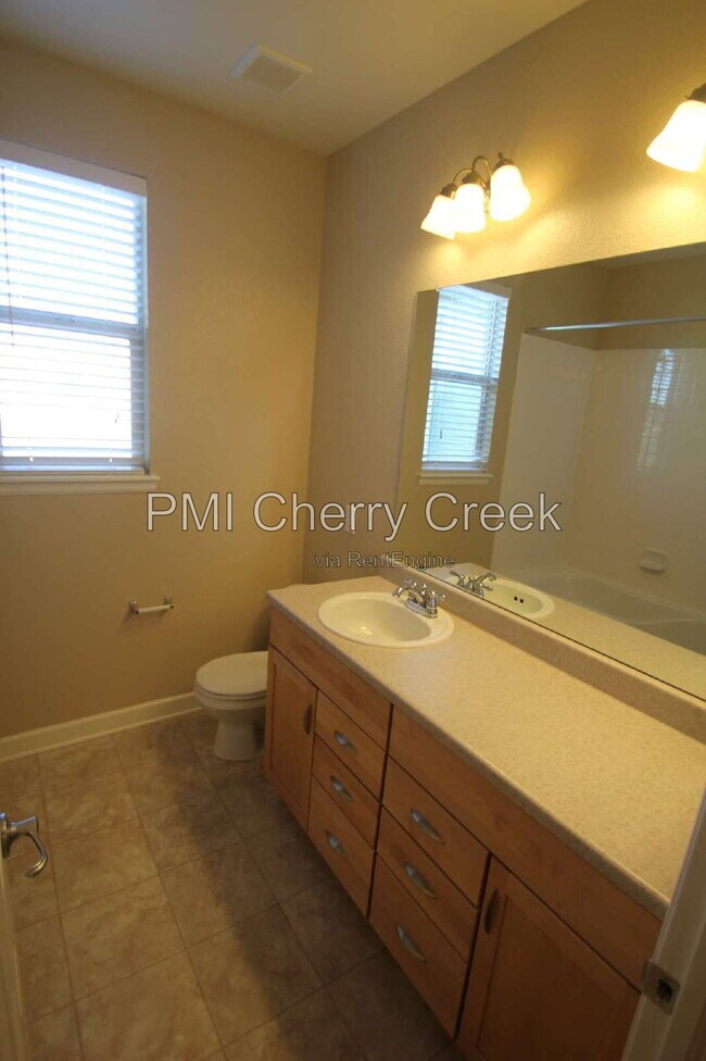 Building Photo - 6385 S Xanadu Way