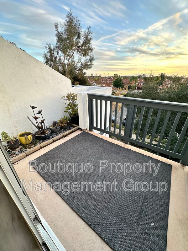 Building Photo - 34 Dianthus