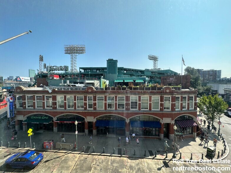 Building Photo - 61 Brookline Ave