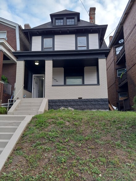 Primary Photo - 441 Kingsboro St