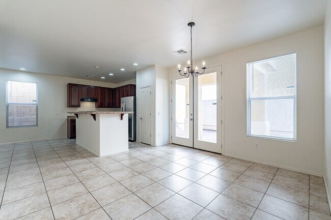 Building Photo - Charming 3-Bed Home with Loft & Great Comm...