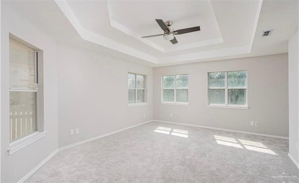 Building Photo - 3204 Black Oak Ln