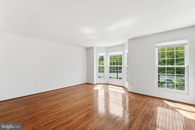 Building Photo - 2709 Baronhurst Dr