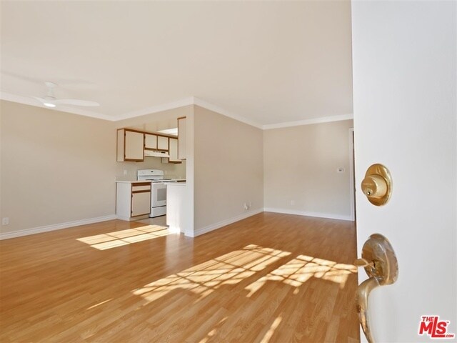 Building Photo - 618 E Magnolia Blvd