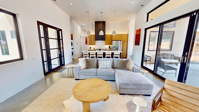 Building Photo - Beautiful Custom Home Available Now