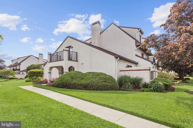 Building Photo - 2A Queen Victoria Ct