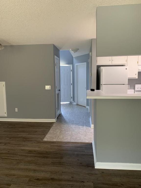 Building Photo - 104 Commons Dr