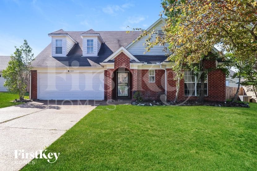 Primary Photo - 1413 Leery Cove