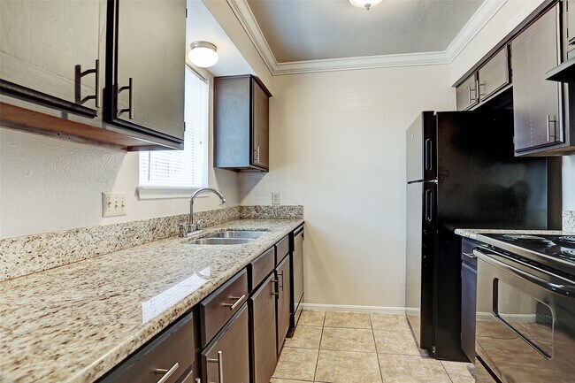 Building Photo - 1145 Lyric Ln