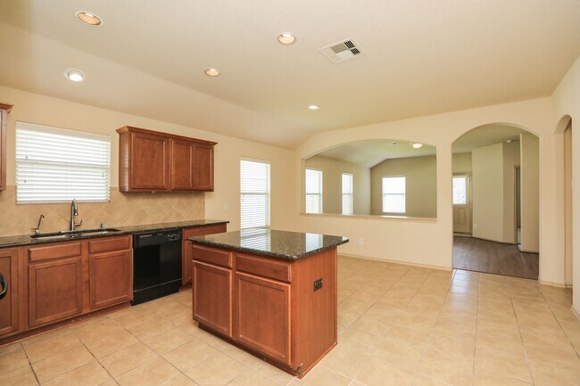 Building Photo - 20427 Shiloh Mist Ln