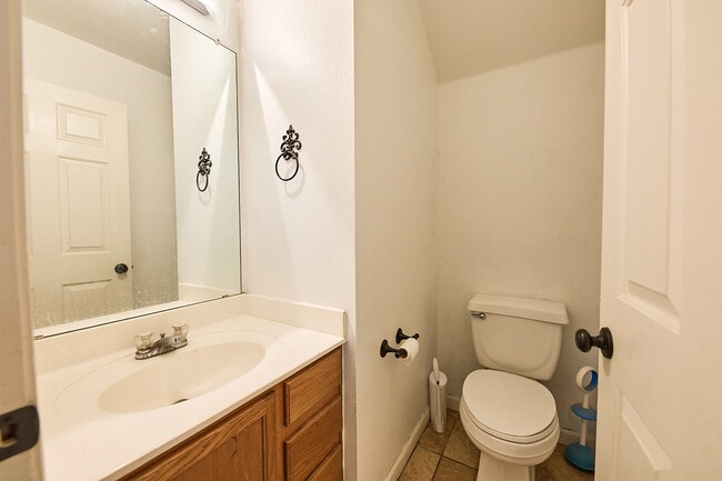 Building Photo - 7205 Alegre Pass