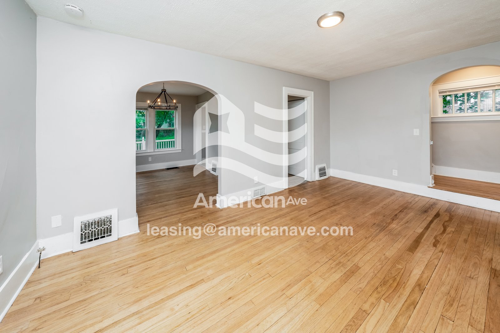 Building Photo - 216 Marguerite Ave