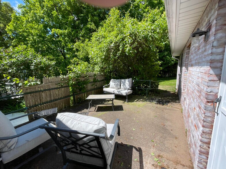 Building Photo - 79 Owens Ln