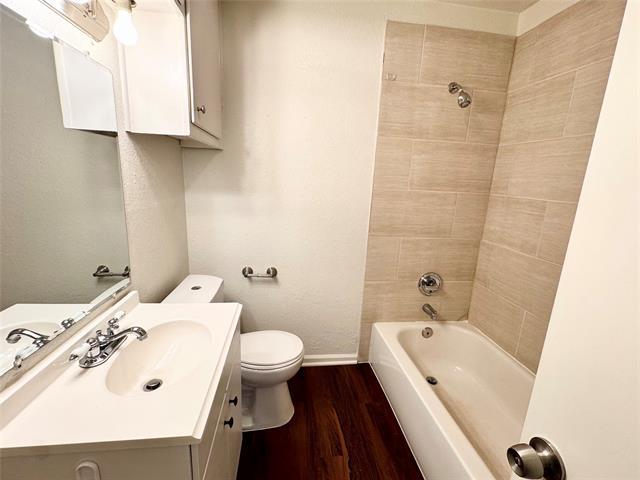 Building Photo - 7605 Deaver Dr