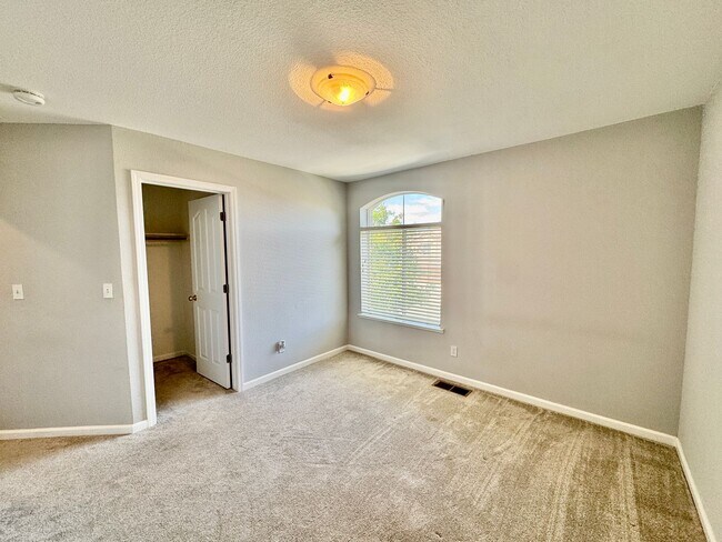 Building Photo - Beautiful Southside Home for Rent, 4 Bedroom 3 Bath