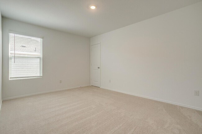 Building Photo - Amazing Northpointe Cottage- 3 Bed, 2 Bath- Eagle Mountain Saginaw ISD- 76179