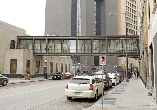 Skywalk - Lowry Apartments