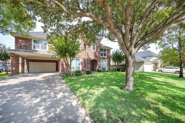 Building Photo - 2327 Centerbrook Ln