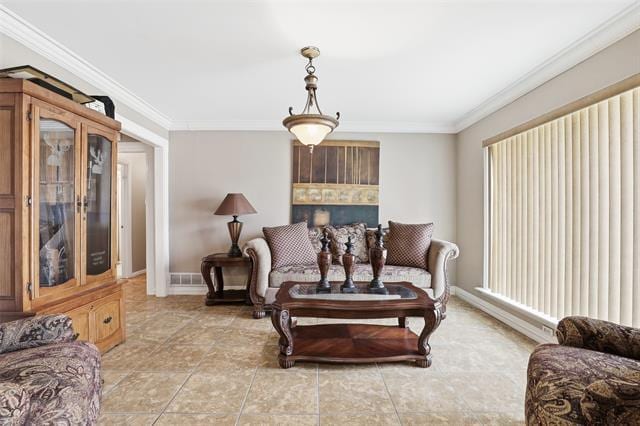 Building Photo - 6545 Lyndon B Johnson Fwy