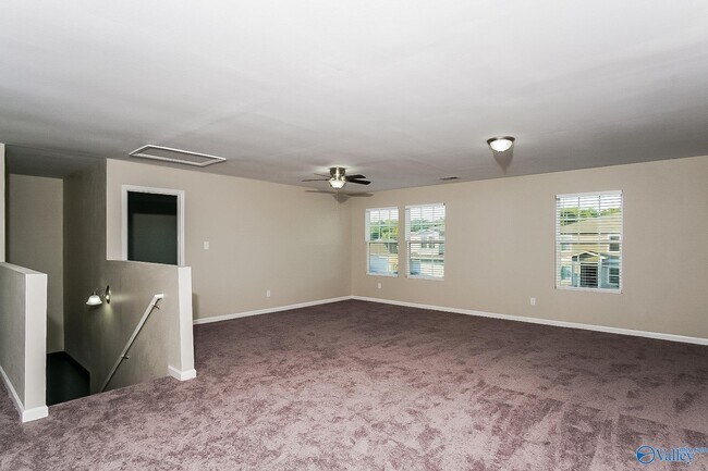 Building Photo - 15241 Tyler Mill Dr