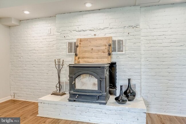 Building Photo - 24436 Lenah Rd