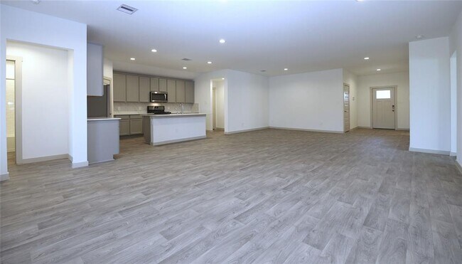 Building Photo - 1702 Windway Ct