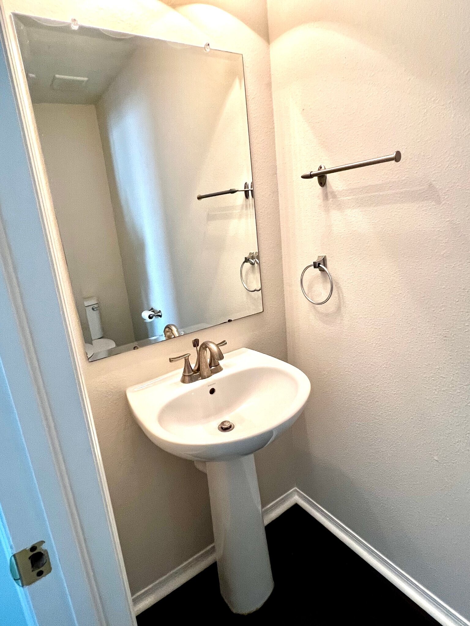 Building Photo - 18916 Randall Pl