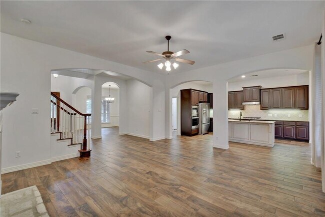 Building Photo - 2814 Cool River Loop