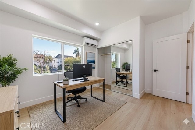 Building Photo - 1557 S Ogden Dr