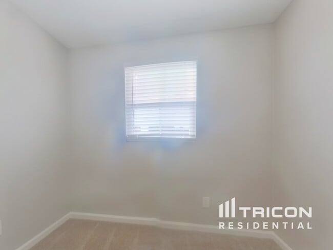 Building Photo - 1413 Kobuk Vly Ct