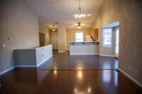 Building Photo - 33 Old Orchard Ln