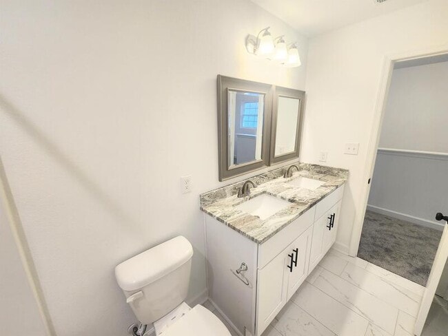 Building Photo - 4859 Town Point Road