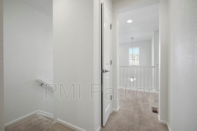 Building Photo - 14813 E Crestridge Dr