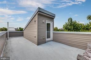 Building Photo - 2311 N Camac St