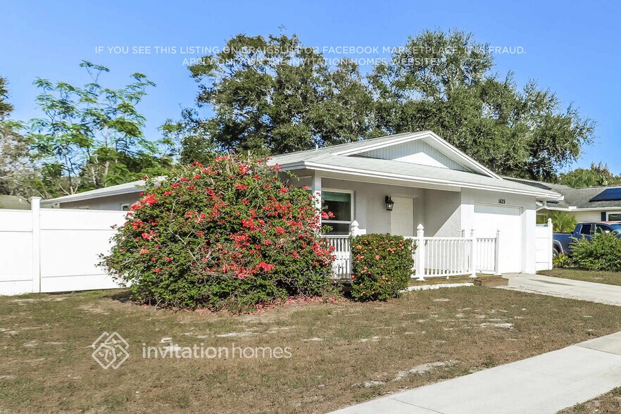 Building Photo - 1429 Pennsylvania Ave