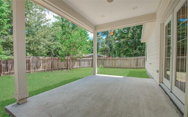 Building Photo - 10572 Twin Oak Dr