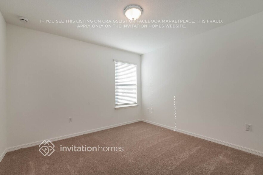 Building Photo - 5805 Sagebrush Aly