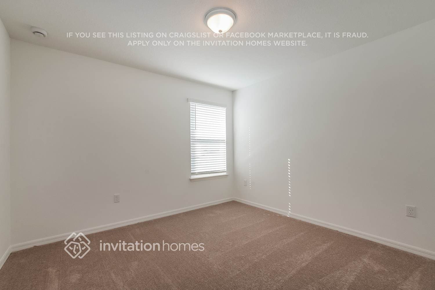 Building Photo - 5798 Sagebrush Aly