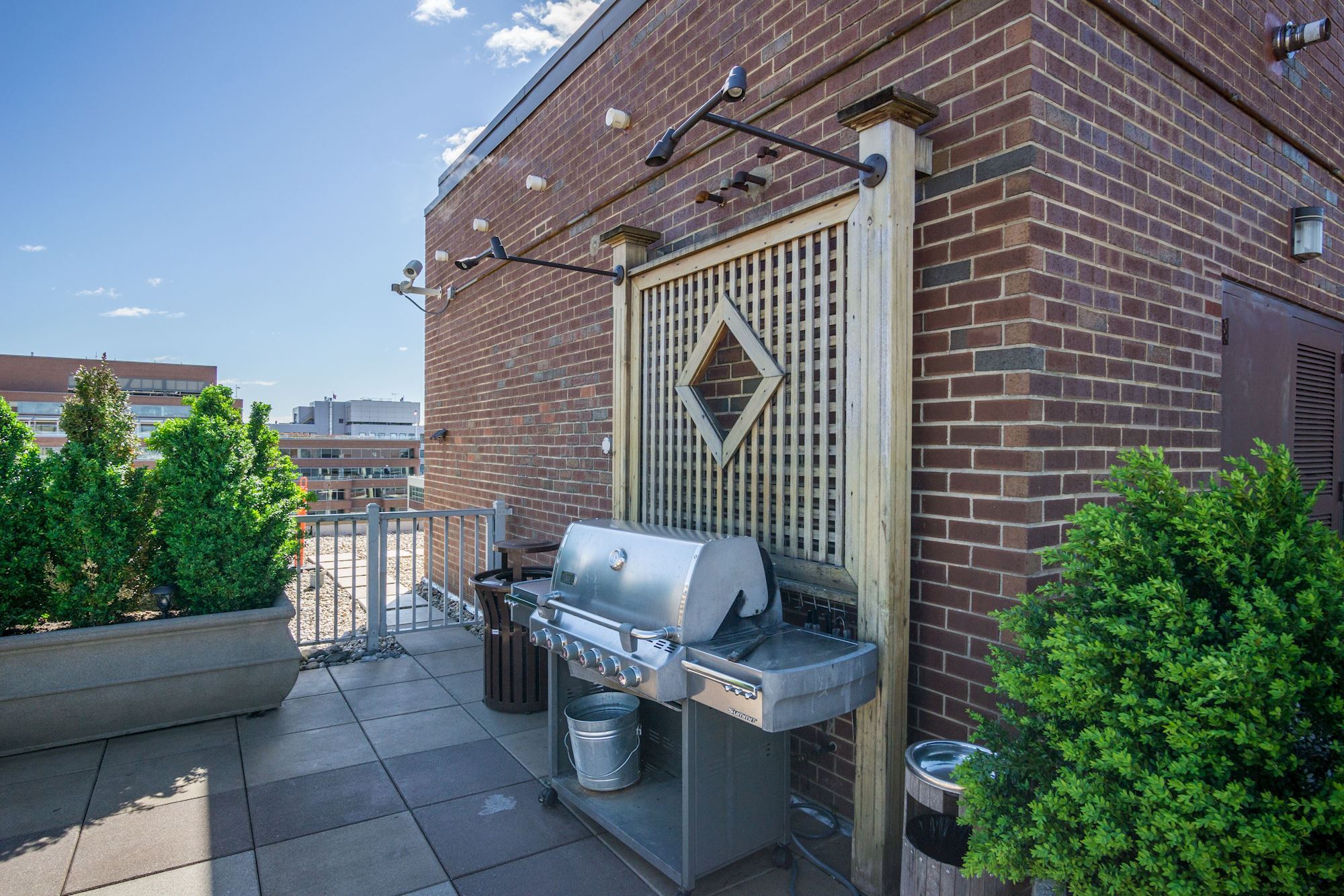 Building Photo - 1301 20th St NW