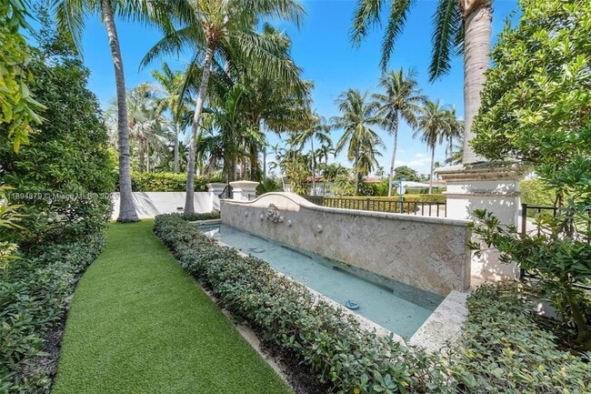 Building Photo - 1331 Bay Terrace