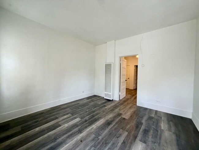 Building Photo - Property For Rent at 222 Lowell St, San Antonio TX 78210