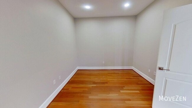 Building Photo - 317 W Morgan St