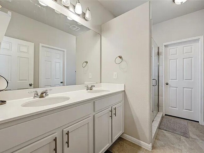 Building Photo - 906 Boatswain Wy